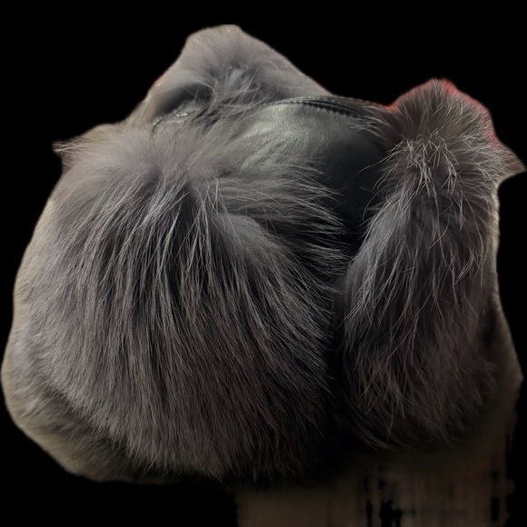Silver fox and Black leather fur  Aviator Hat main image 3